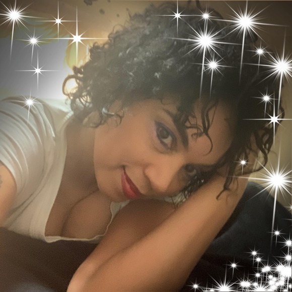 Profile Picture of Tamera Wright (@tamerawright755) on Poshmark
