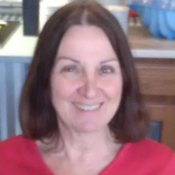 Profile Picture of Janice Thomas (@jannyranny2004) on Poshmark