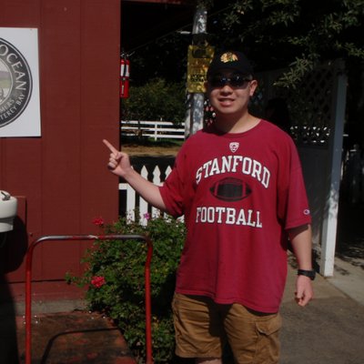 Profile Picture of Douglas Chen (@TheDouggernaut8) on Twitter