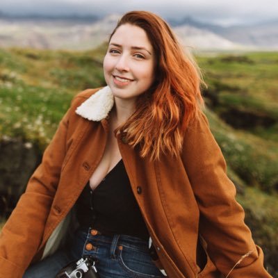 Profile Picture of Courtney Sinclair Rose (@agirlnamedcourt) on Twitter