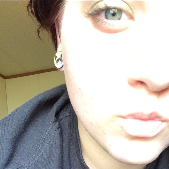 Profile Picture of Audrey Thomas (@faboutique2) on Poshmark