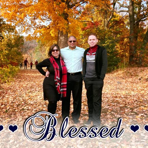 Profile Picture of Eva Rodriguez (@evarodriguez227) on Poshmark