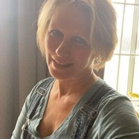 Profile Picture of Mindy James (@mindy-james-28) on Quora