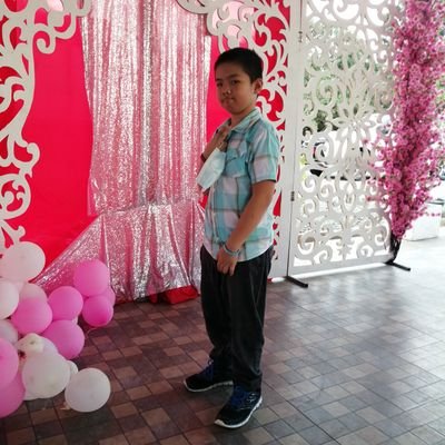 Profile Picture of Vaugn Aaron Mickey Loresco (@AaronVaugn) on Twitter
