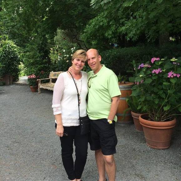 Profile Picture of Susan Schacter (@susanschacter) on Poshmark