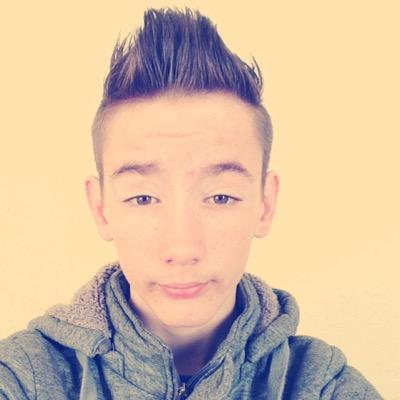 Profile Picture of Bloch Samuel (@Sam_Blch) on Twitter