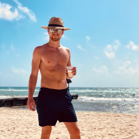 Profile Picture of Ben Korger (@korgs292) on Poshmark