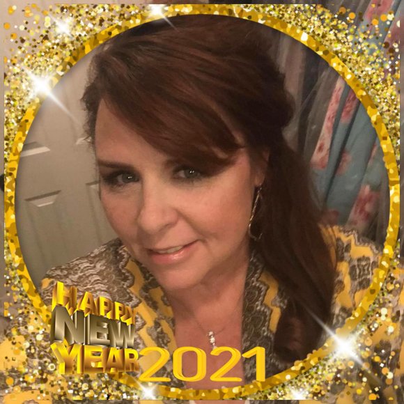 Profile Picture of Shelly Rushing-scannell (@shellyscannell) on Poshmark