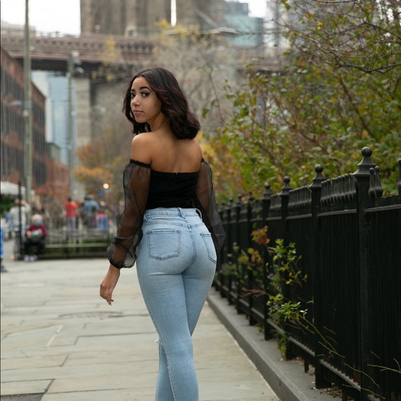 Profile Picture of Crystalynn Winkler-rivera (@luvcrystalynn) on Poshmark