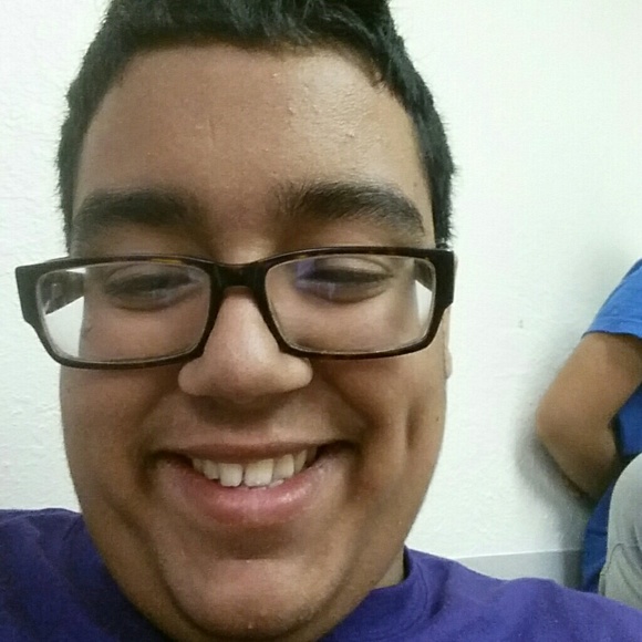 Abisai Poncedeleon - Poshmark Profile Picture of Abisai Poncedeleon (@abisai67) on Poshmark