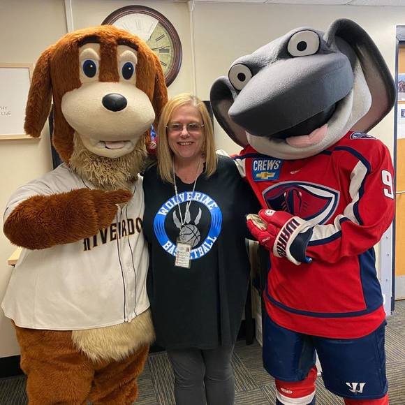 Profile Picture of Terri Smilowitz-lockerby (@hardly222) on Poshmark