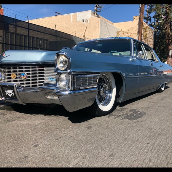 Profile Picture of Mike Klain (@lainspctr) on Poshmark