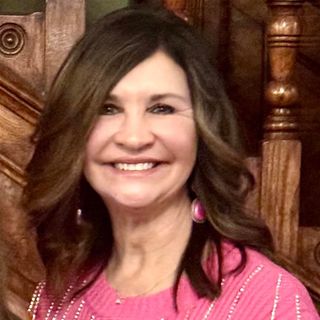 Profile Picture of Tonya Lovelace (@tonyalovelace) on Instagram