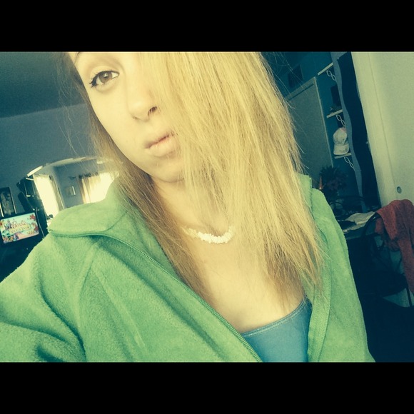 Profile Picture of Miranda Summers (@randa18) on Poshmark