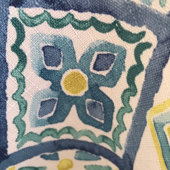 Profile Picture of Sandy Bartoletti (@sandyb1128) on Poshmark