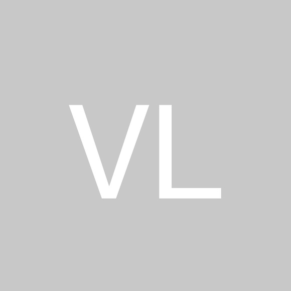 Profile Picture of Vanessa Lizalde (@vanessalizalde) on Poshmark