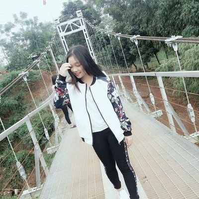 Profile Picture of Phùng Ân Khả Hoài (@PhngnKhHoi1) on Twitter