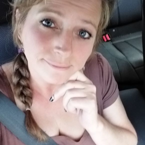 Profile Picture of Sandi Kekic (@sandikekic) on Poshmark