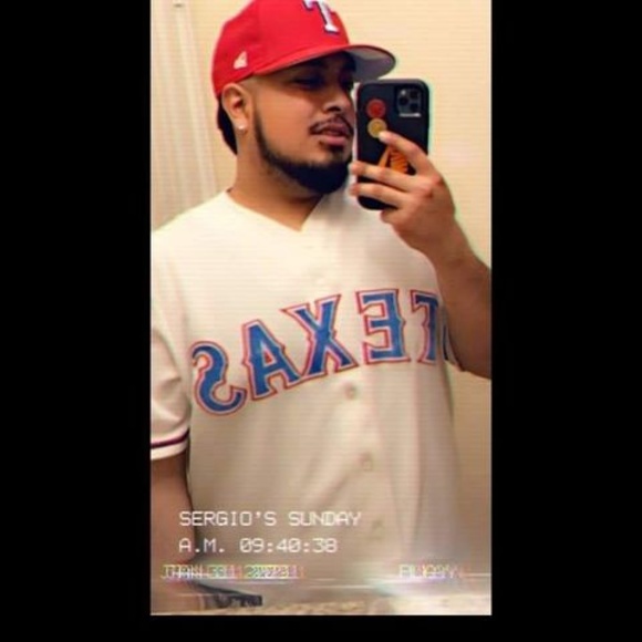 Profile Picture of Sergio Sanchez (@sergiosanche954) on Poshmark