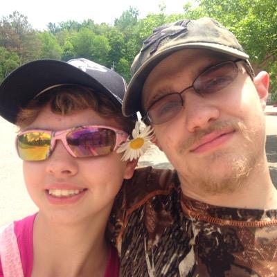 Profile Picture of Alex Durfee (@talkiershadow) on Twitter