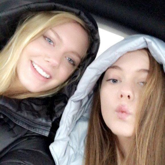 Profile Picture of Pearl Frescoln (@pearlannf) on Poshmark