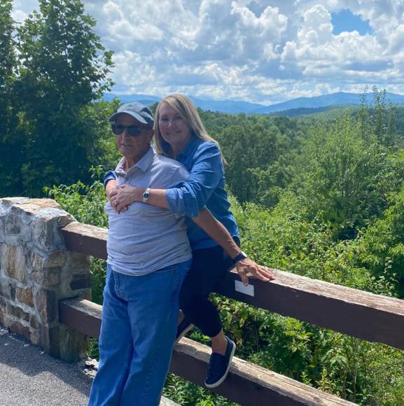 Profile Picture of Pam Terranova (@pbterranova) on Poshmark