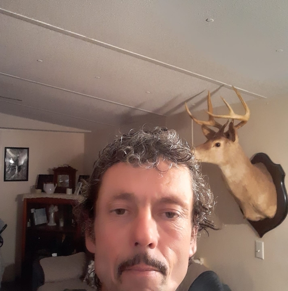 Profile Picture of Dennis Lambert (@dennislambert) on Poshmark