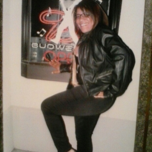 Profile Picture of Carlotte Jackson (@carlottejackson) on Poshmark