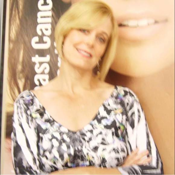 Profile Picture of Nancy Summers (@nancysummers128) on Poshmark