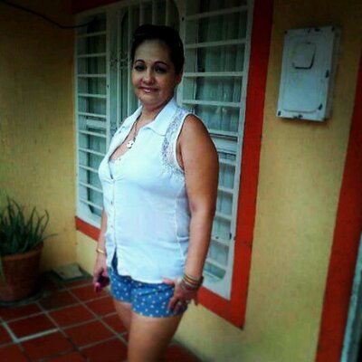 Profile Picture of Nancy Botello (@maygabi1970) on Twitter