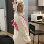 Profile Picture of Haley Davies (@Haley-Davies) on Facebook