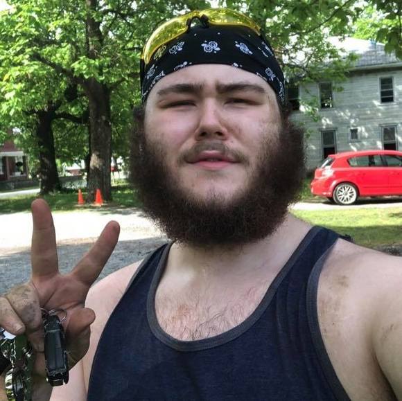 Profile Picture of Dillion Mcclosky (@dillionmcclosky) on Poshmark