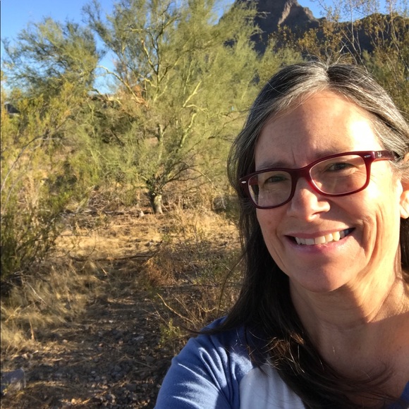 Profile Picture of Jocelyn Richards (@jossyaz14) on Poshmark