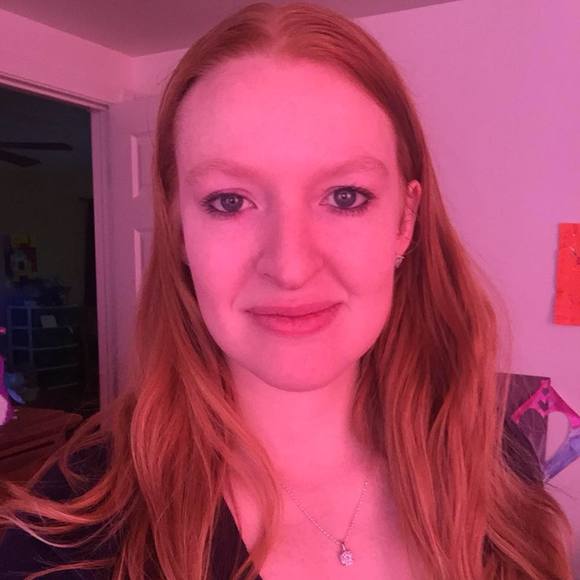 Profile Picture of Rachael Highers (@rachaelhighers) on Poshmark