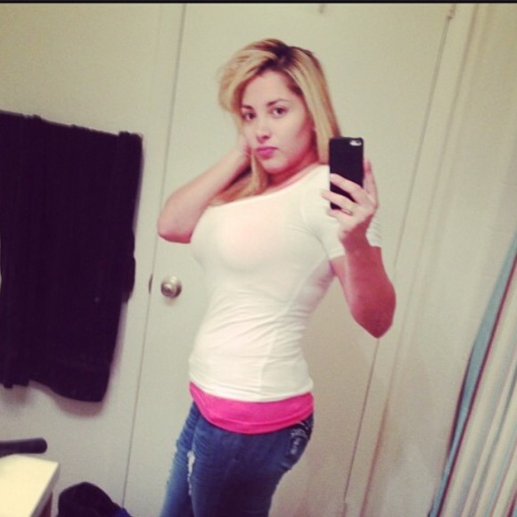 Profile Picture of Jenifer Ramirez (@jlodma12) on Poshmark