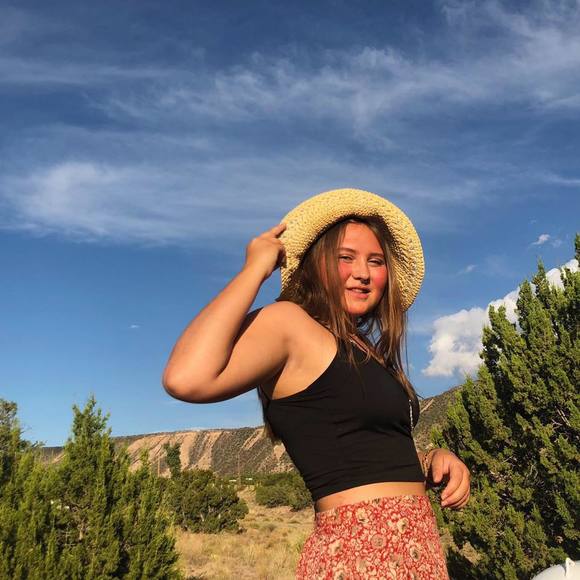 Profile Picture of Mykayla Hanawalt (@mykayla_h) on Poshmark