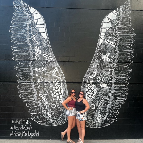 Profile Picture of Raegen Baumgartner (@bowtekdiamond) on Poshmark