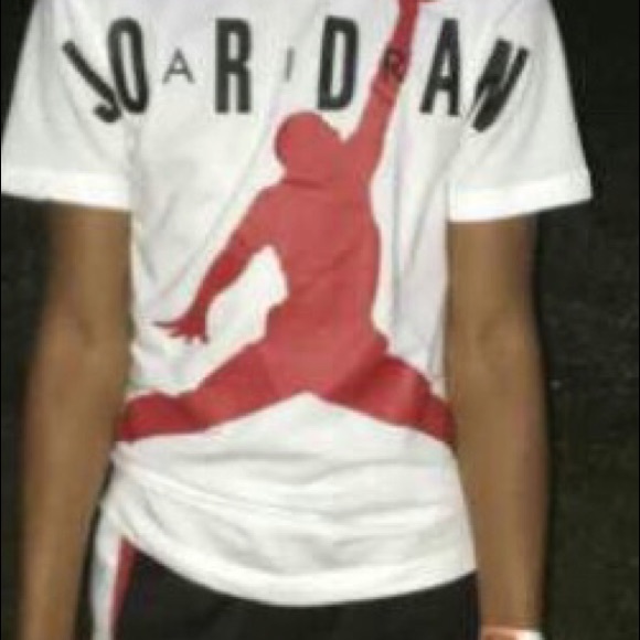 Profile Picture of William Clinkscales (@will10k) on Poshmark