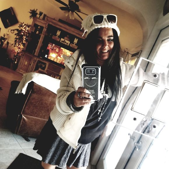 Profile Picture of Erika Gaudioso (@erikagaud75) on Poshmark