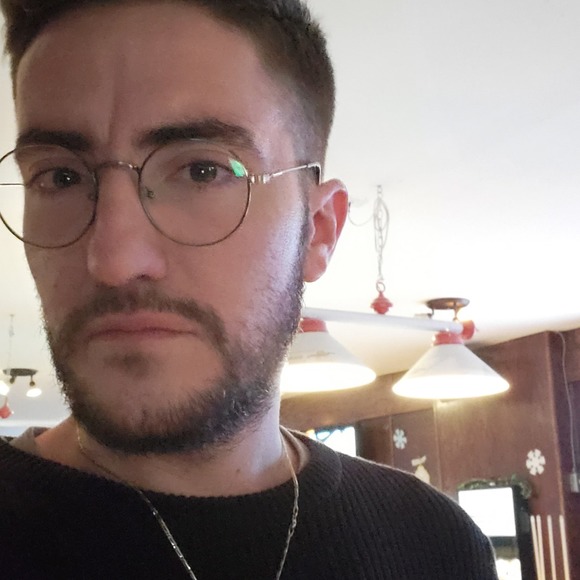 Profile Picture of Maciek Wilkos (@maciekw) on Poshmark
