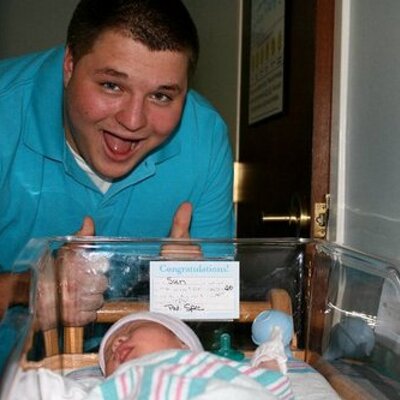 Profile Picture of STEPHEN MODZELEWSKI (@@skiiippy) on Twitter