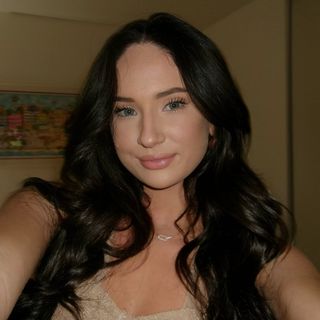 Profile Picture of Amanda Jacobs (@amandaljacobs) on Instagram