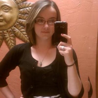 Profile Picture of Danielle Holbrook (@mdanielle2008) on Twitter