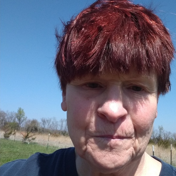 Profile Picture of Katherine Dallam (@kdallam) on Poshmark