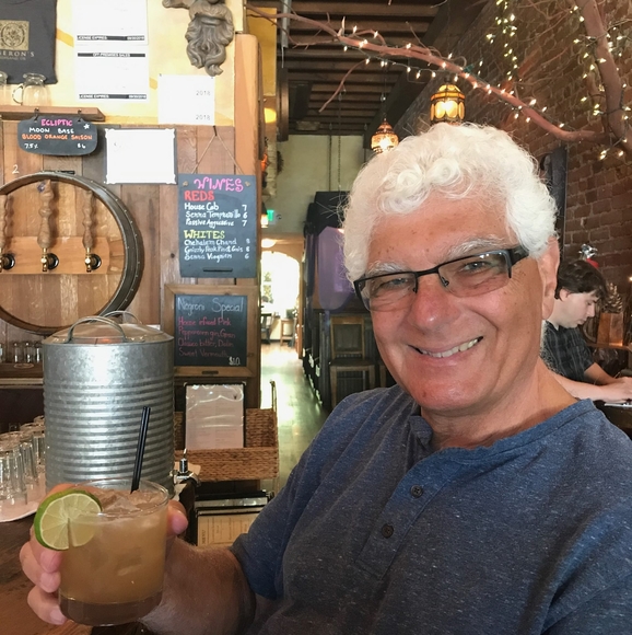 Profile Picture of Dominic Caruso (@antiquedom) on Poshmark