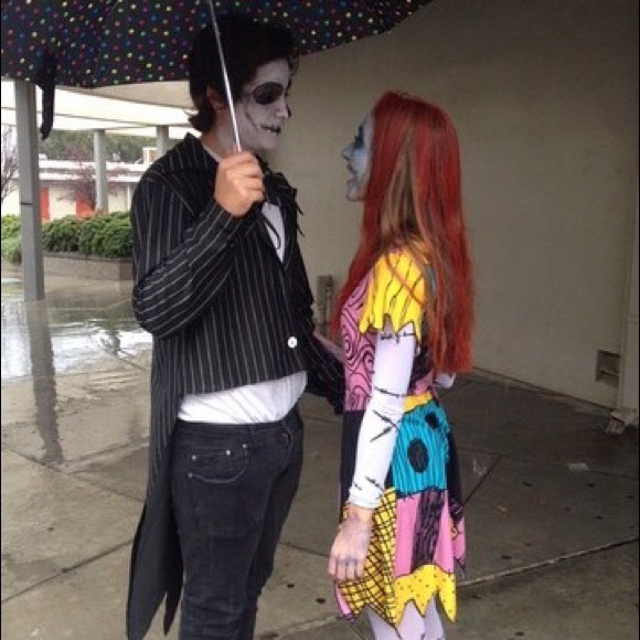 Profile Picture of Amaris Aloise (@ammiej) on Poshmark