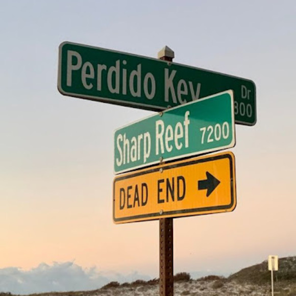 Profile Picture of Dylan Hitt (@kryoxz) on Poshmark