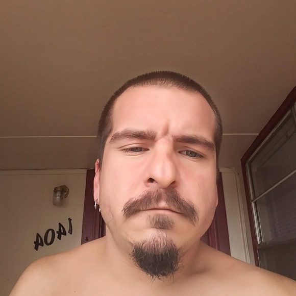 Profile Picture of Josh Standridge (@josh_standridge) on Poshmark