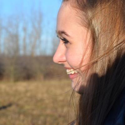 Profile Picture of Mariel Johnson (@ohlookitseliel) on Twitter