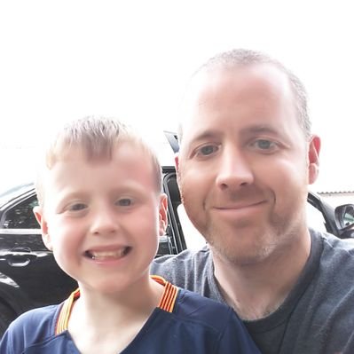 Profile Picture of Declan Quinn (@quinnofthefin) on Twitter